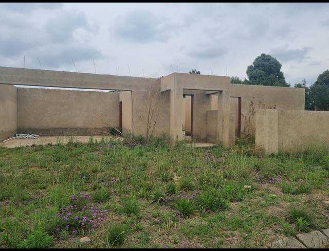 3 BEDROOM TOWNHOUSE FOR SALE IN ARCON PARK